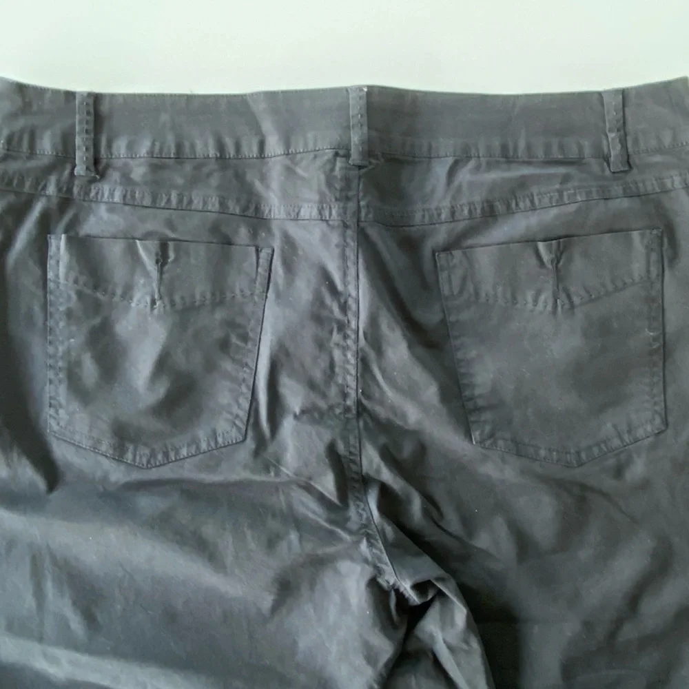 NWOT Coconut Row Palm Beach Black Capri/Crop Pants, 16 - Picture 6 of 7